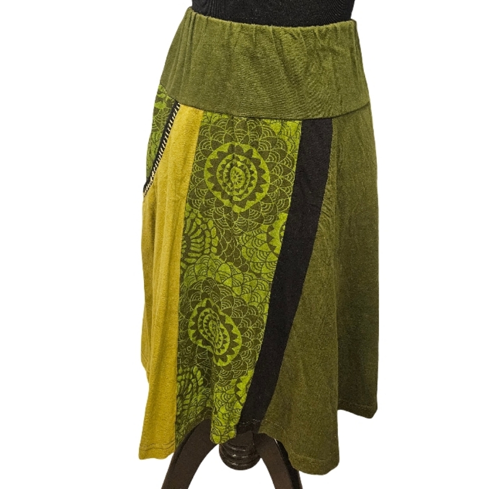 Jedzebel Green and Black Patterned Women's Skirt-no size tag